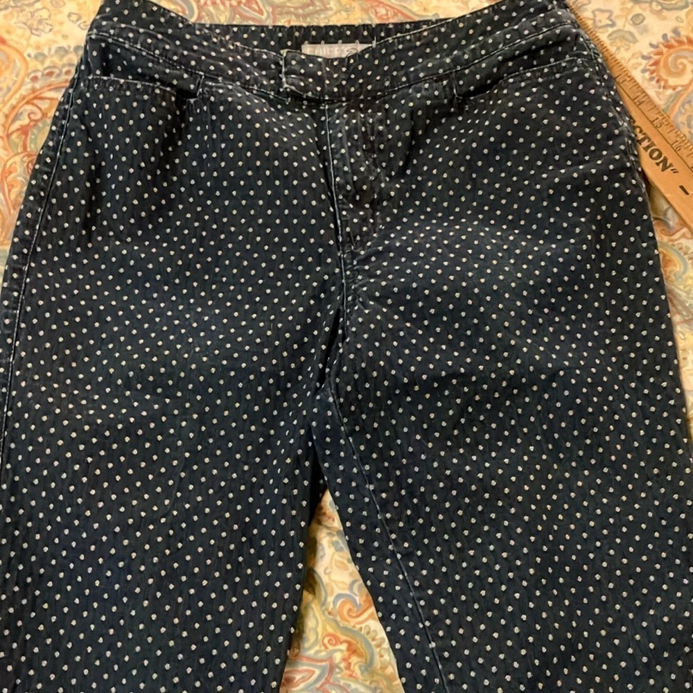 Chicos platinum DoddsO Capri polka dot capri size M/ Chicos 1